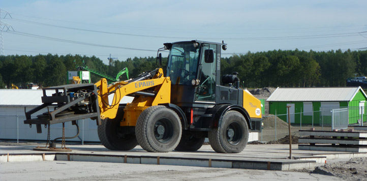 Vacuümshovel met betonplaat